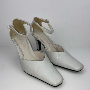 White Heels Closed Toe Ankle Strap Size 8 Life Stride